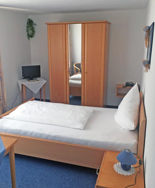 לנסטאט Hotel Flurschuetz חדר תמונה